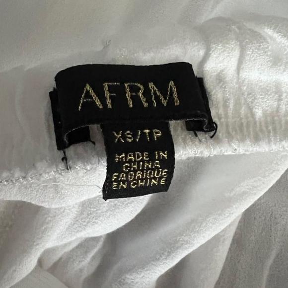 AFRM Ani Top- Cropped- White Off The shoulder - Picture 6 of 7
